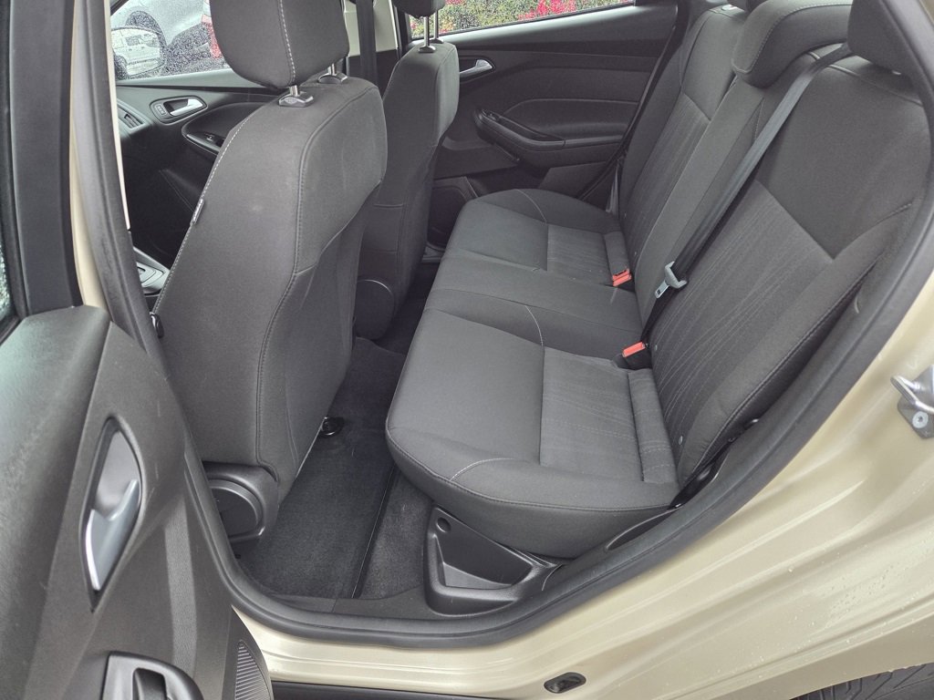 Used 2018 Ford Focus SE image 19