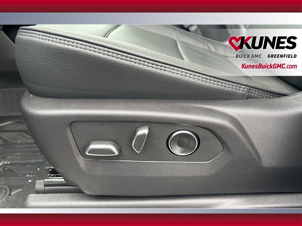 New 2026 GMC Sierra 3500 Denali w/ Denali Reserve Package image 23