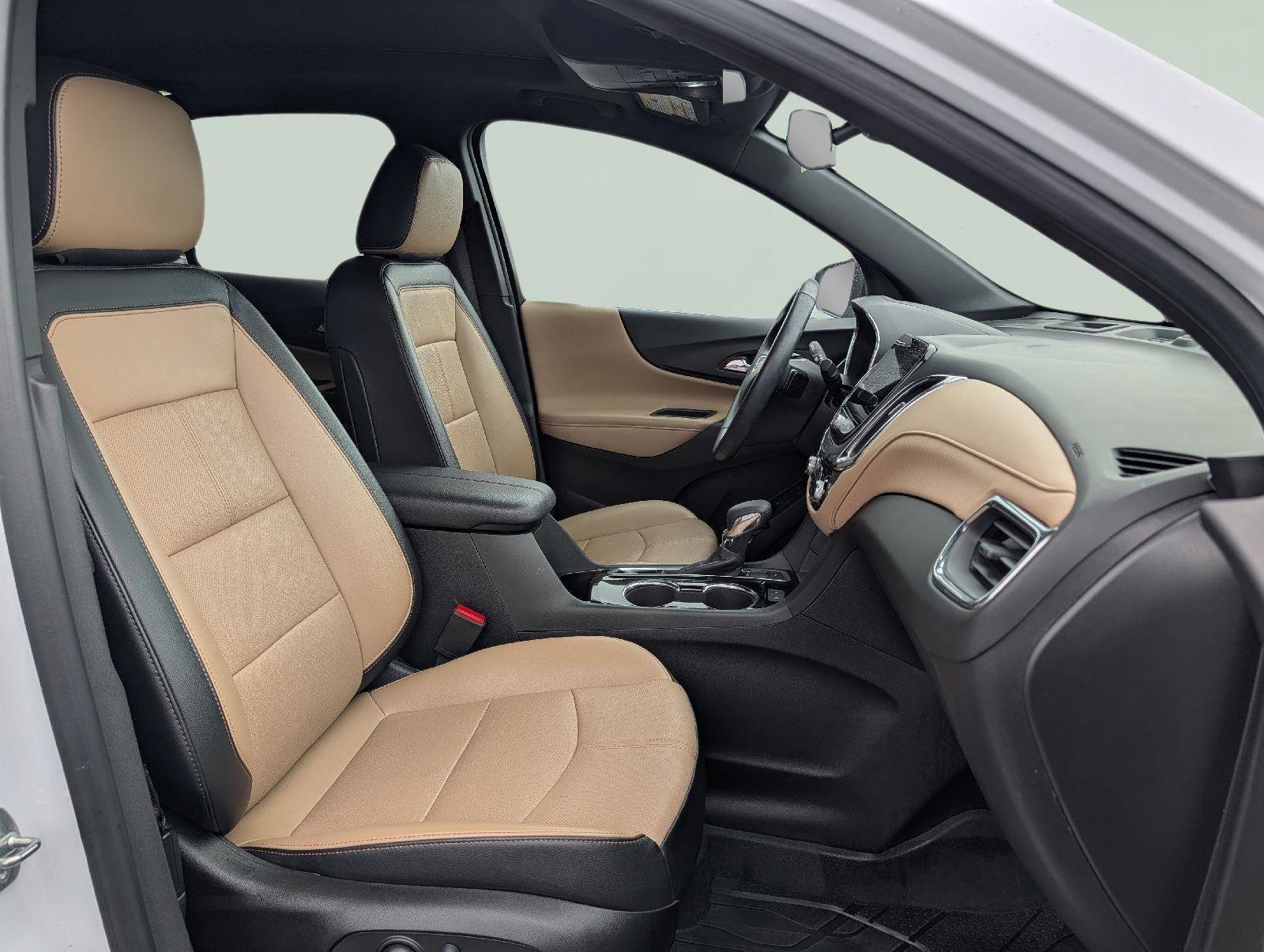 Used 2023 Chevrolet Equinox Premier image 19