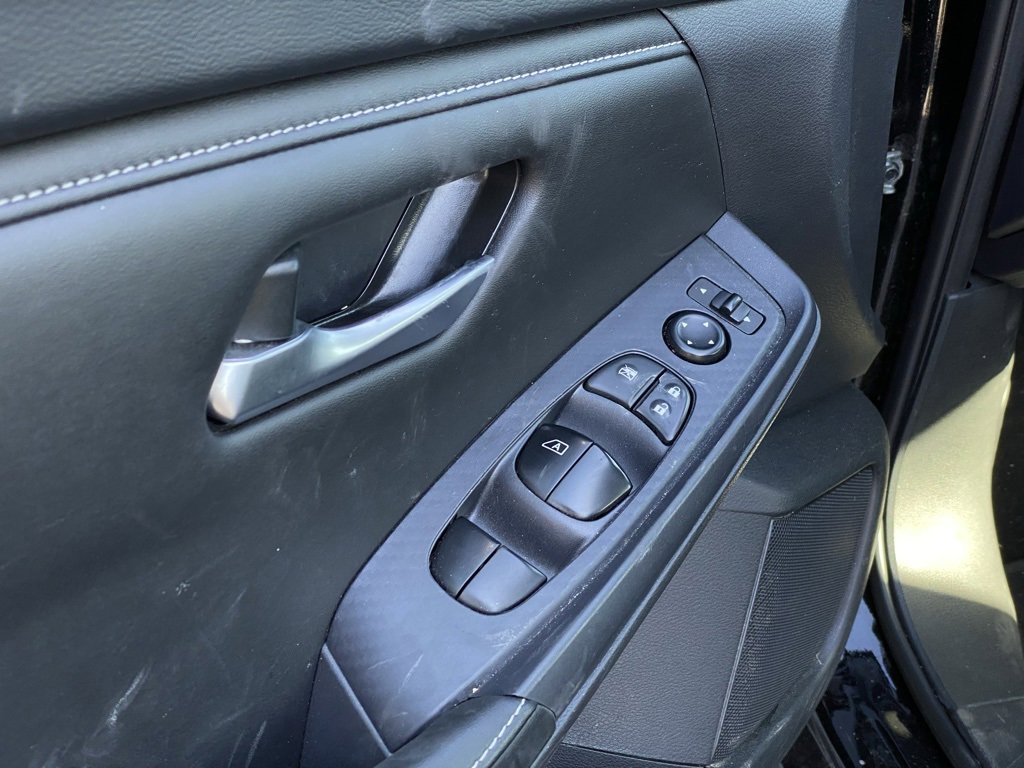 Used 2024 Nissan Sentra SV image 8