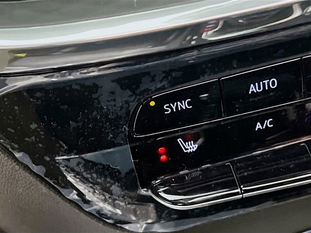 New 2025 Buick Encore GX Avenir w/ Avenir Technology Package image 17