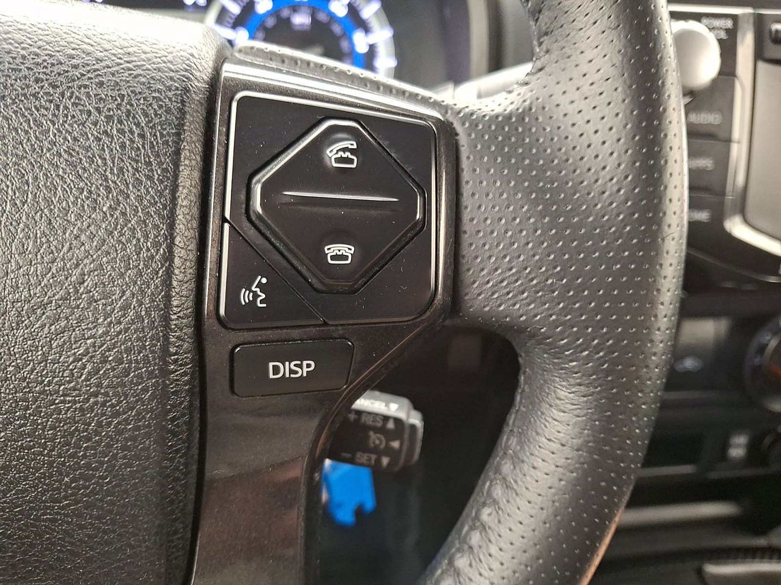 Certified 2019 Toyota 4Runner TRD Off-Road AWD/4WD image 18