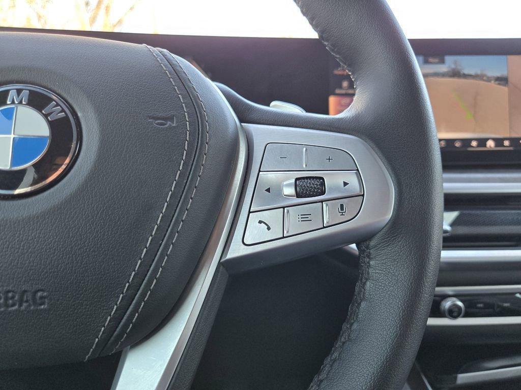Used 2024 BMW X7 xDrive40i w/ Premium Package image 30
