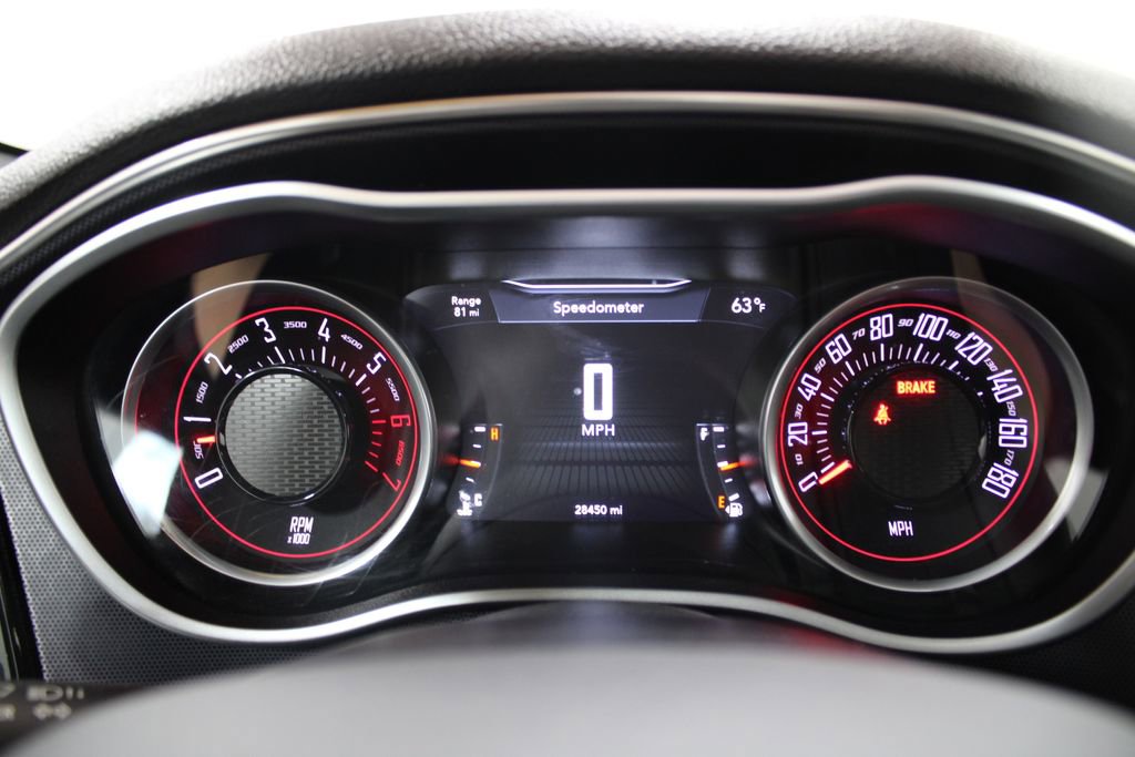 Used 2016 Dodge Challenger R/T Scat Pack w/ Leather Interior Group image 27