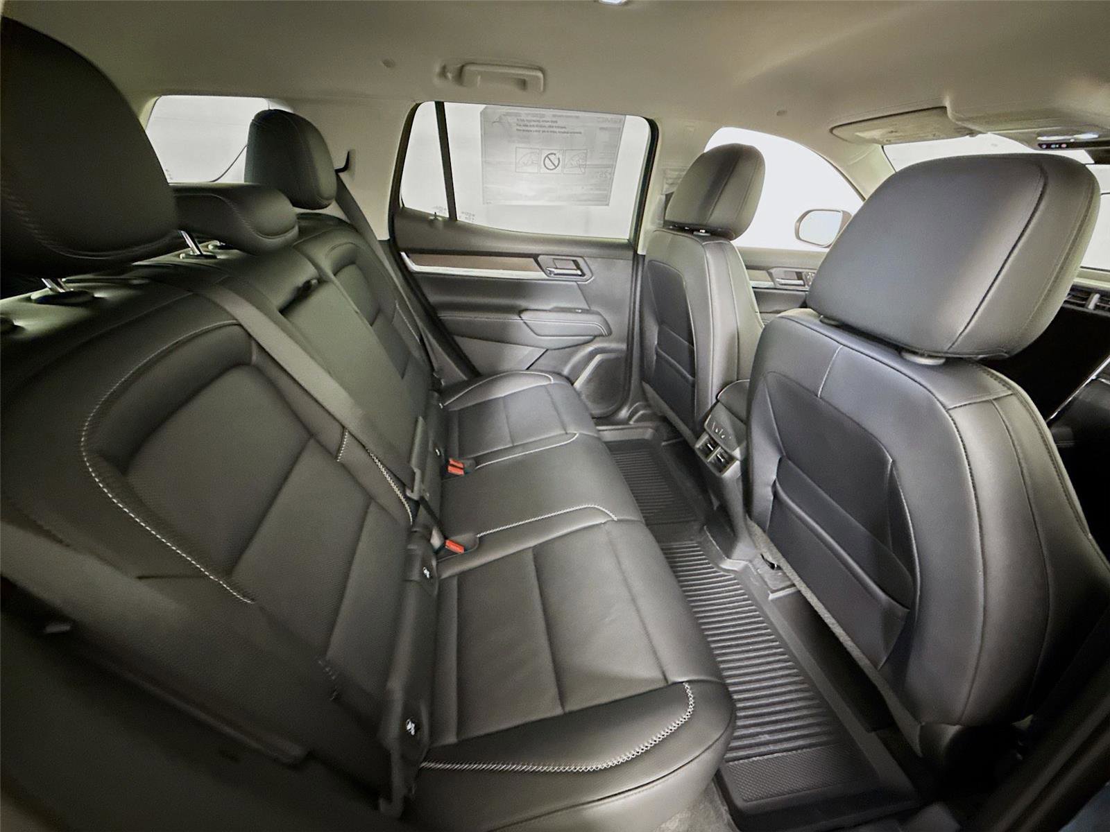 New 2026 GMC Terrain Denali w/ LPO, Floor Liner Package AWD/4WD image 21