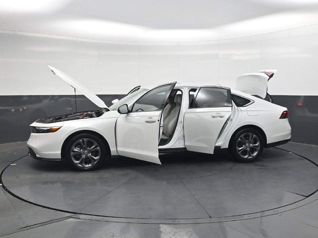 Used 2025 Honda Accord EX-L image 40