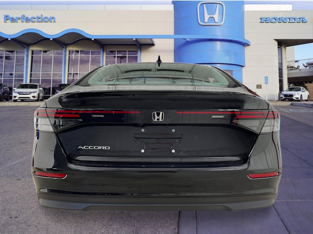 New 2025 Honda Accord SE image 4