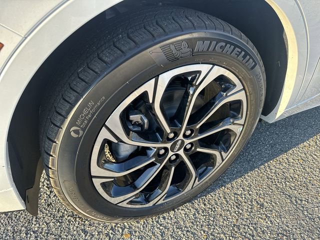New 2026 Lincoln Nautilus Reserve AWD/4WD image 10