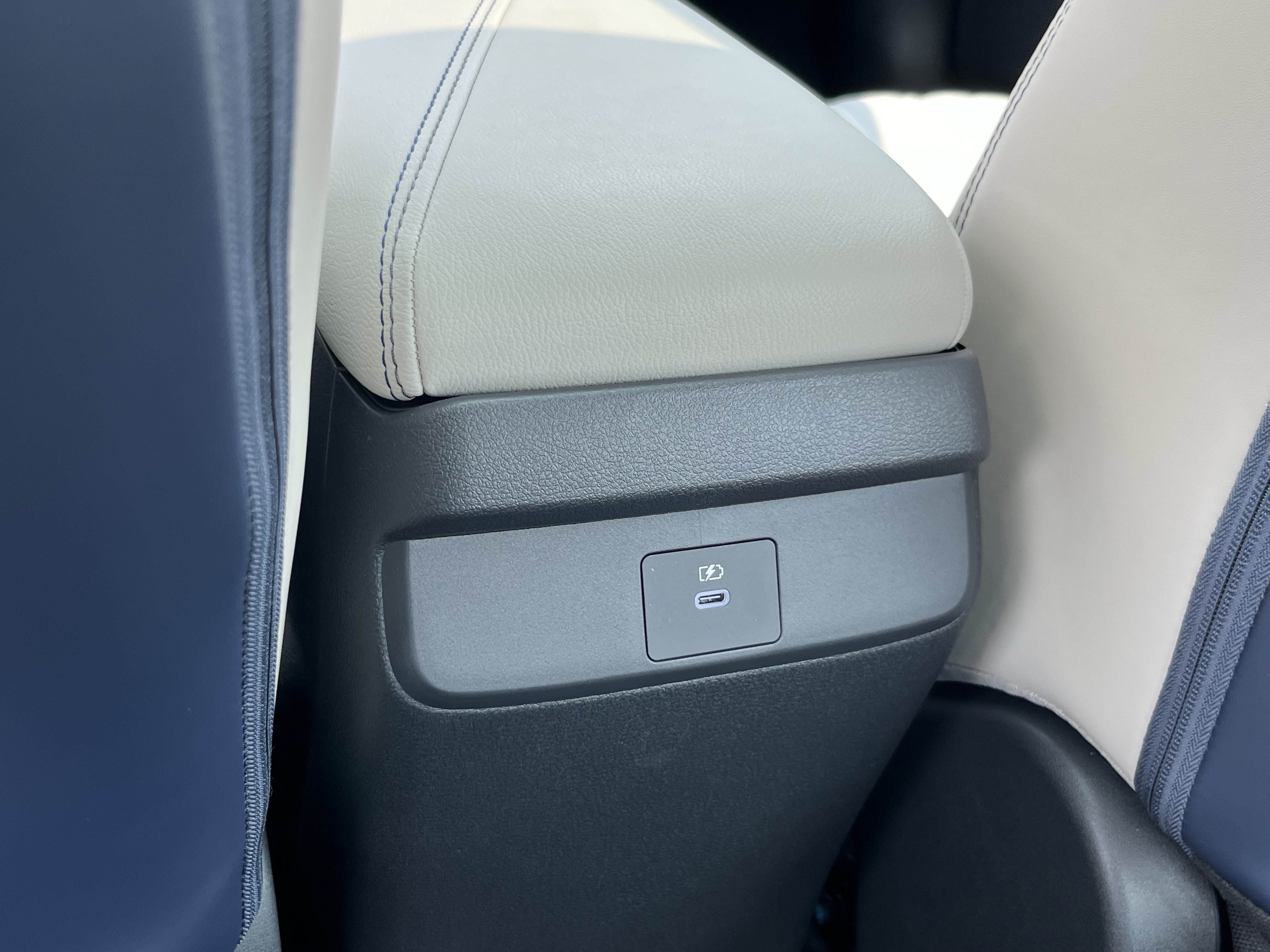 New 2026 Nissan Sentra SL FWD image 18