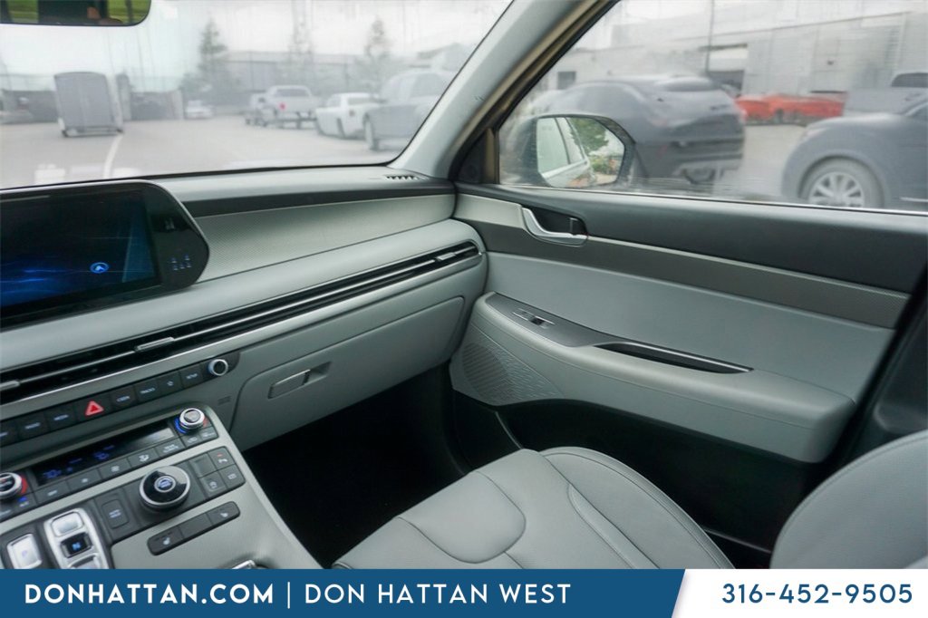Used 2024 Hyundai Palisade SEL image 15