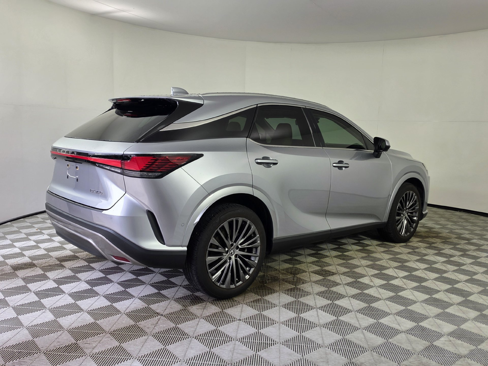 Used 2024 Lexus RX 350 FWD w/ Convenience Package image 42