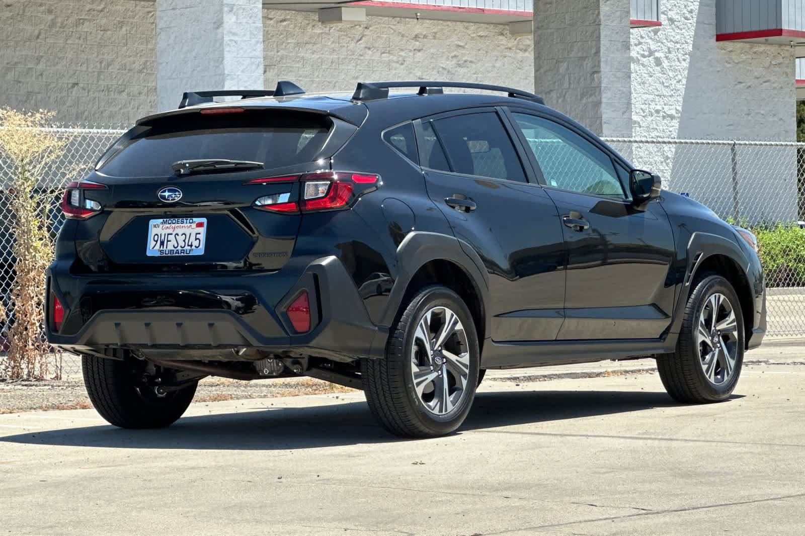 Used 2026 Subaru Crosstrek 2.5i Premium AWD/4WD image 3