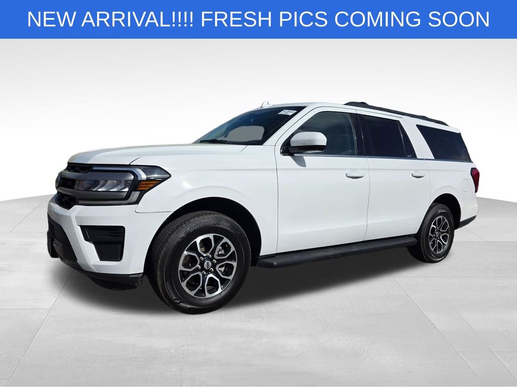 Used 2024 Ford Expedition Max XLT image 2