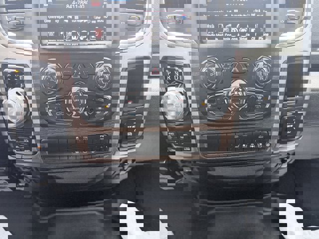 Used 2017 RAM 1500 Laramie image 14