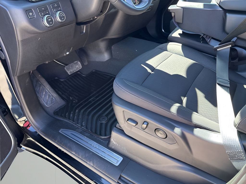 New 2026 GMC Sierra 3500 SLE w/ SLE Convenience Package image 27