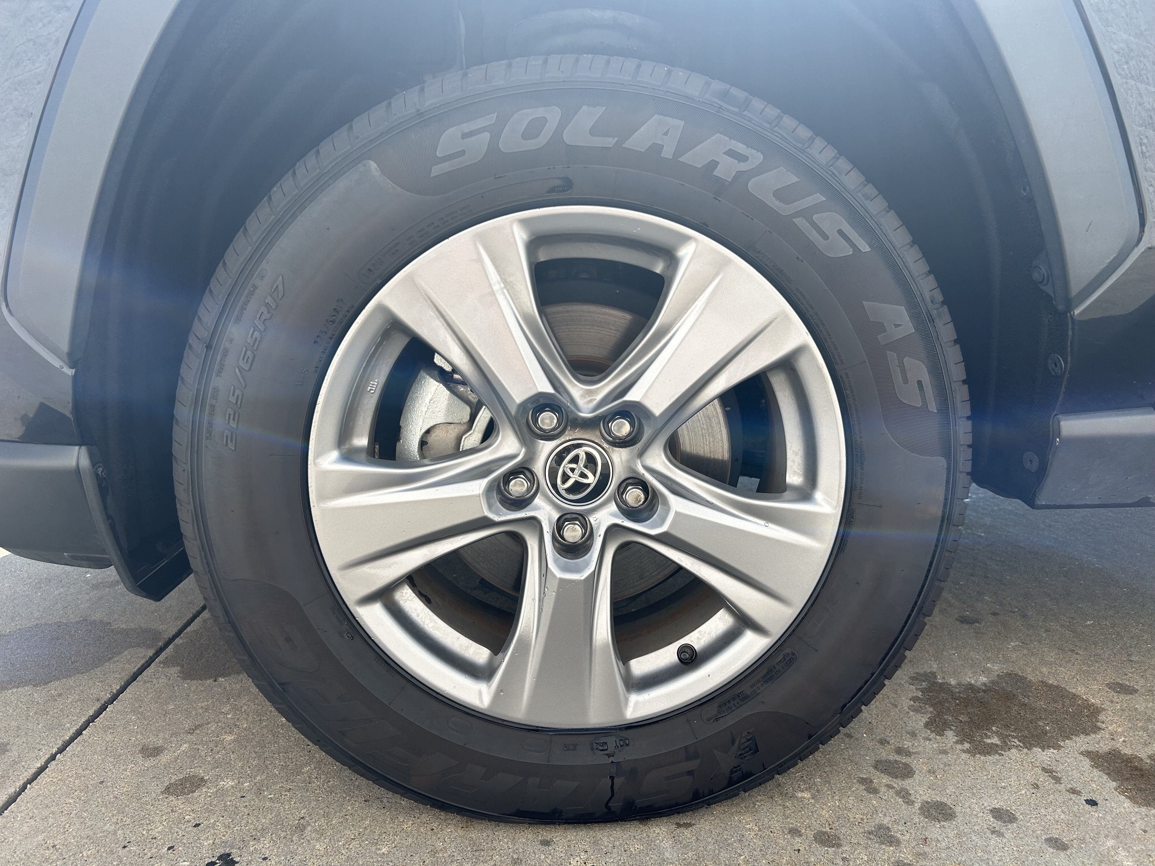 Certified 2025 Toyota RAV4 LE AWD/4WD image 11