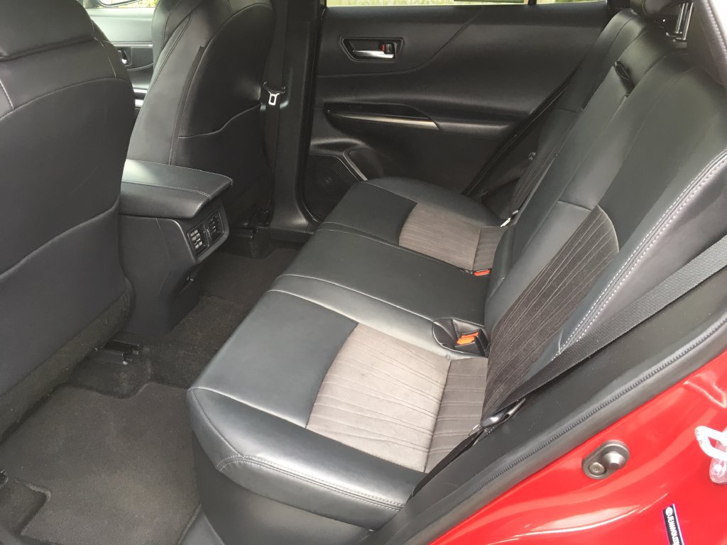 Used 2021 Toyota Venza XLE w/ Carpet Mat Package (TMS) AWD/4WD image 25