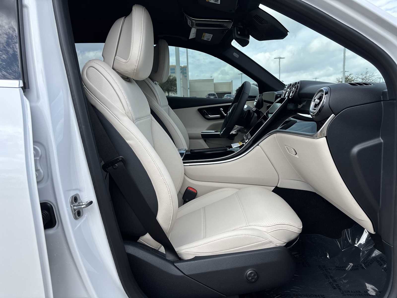 New 2026 Mercedes-Benz GLC 300 image 20
