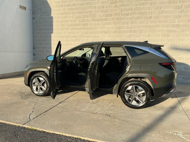 Used 2025 Hyundai Tucson SEL AWD/4WD image 12