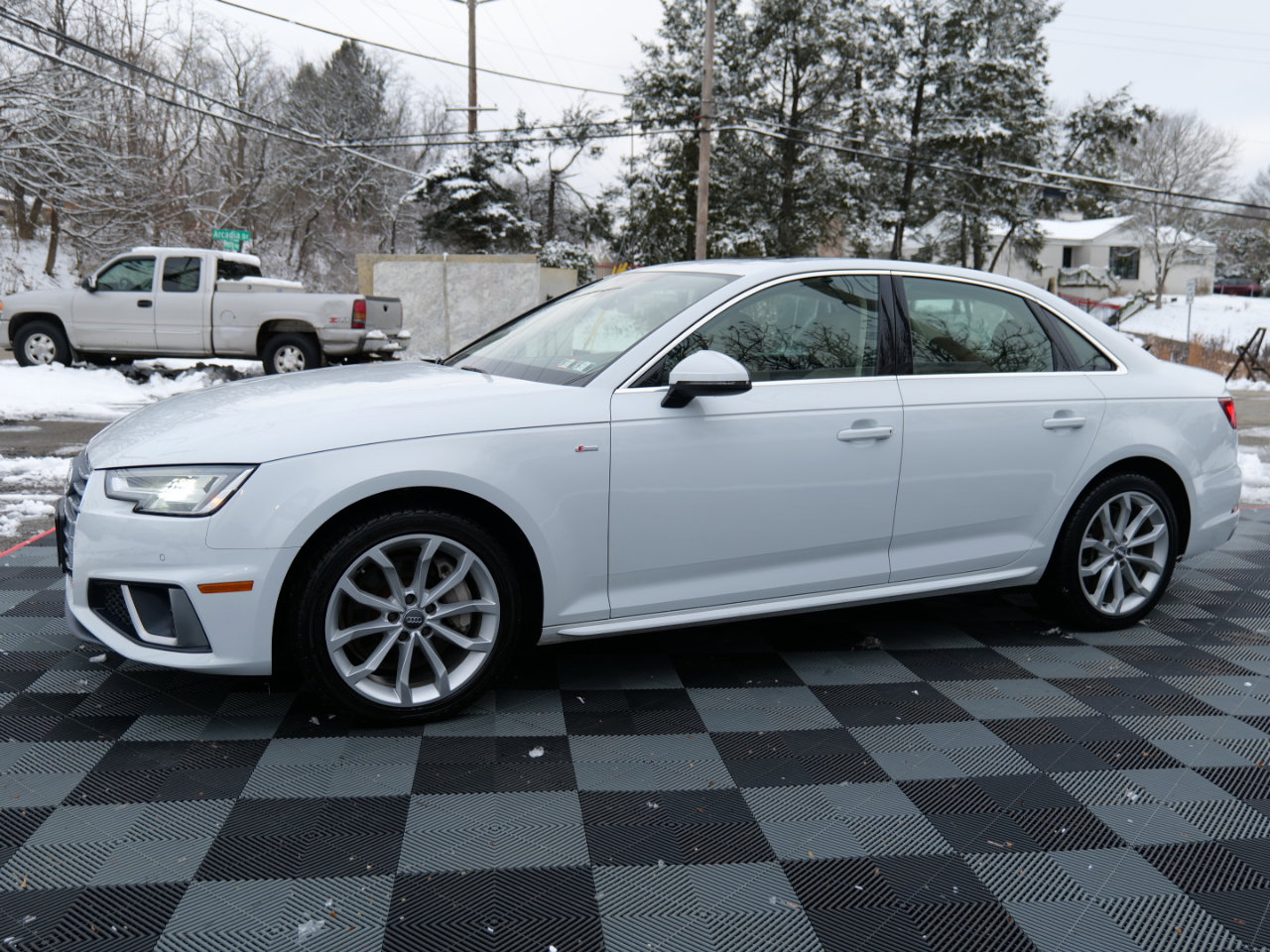 Used 2019 Audi A4 2.0T Premium Plus w/ Premium Plus Package image 76
