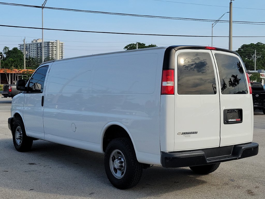 Used 2021 Chevrolet Express 2500 Extended w/ Driver Convenience Package RWD image 10