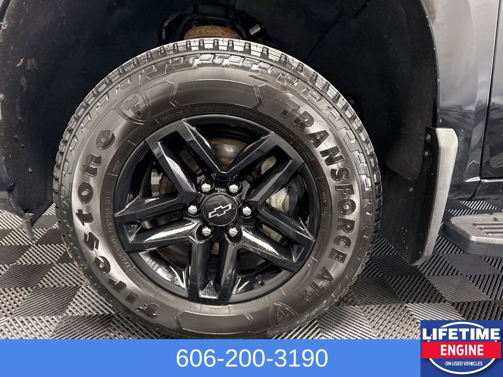 Used 2021 Chevrolet Silverado 1500 RST image 14