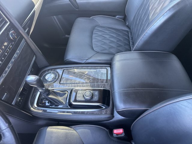Used 2022 Nissan Armada Platinum w/ Captain's Chairs Package RWD image 22