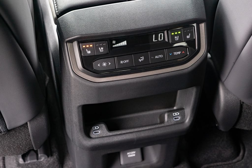 New 2026 Lexus TX 500h AWD image 21