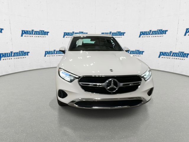 Used 2023 Mercedes-Benz GLC 300 4MATIC image 3