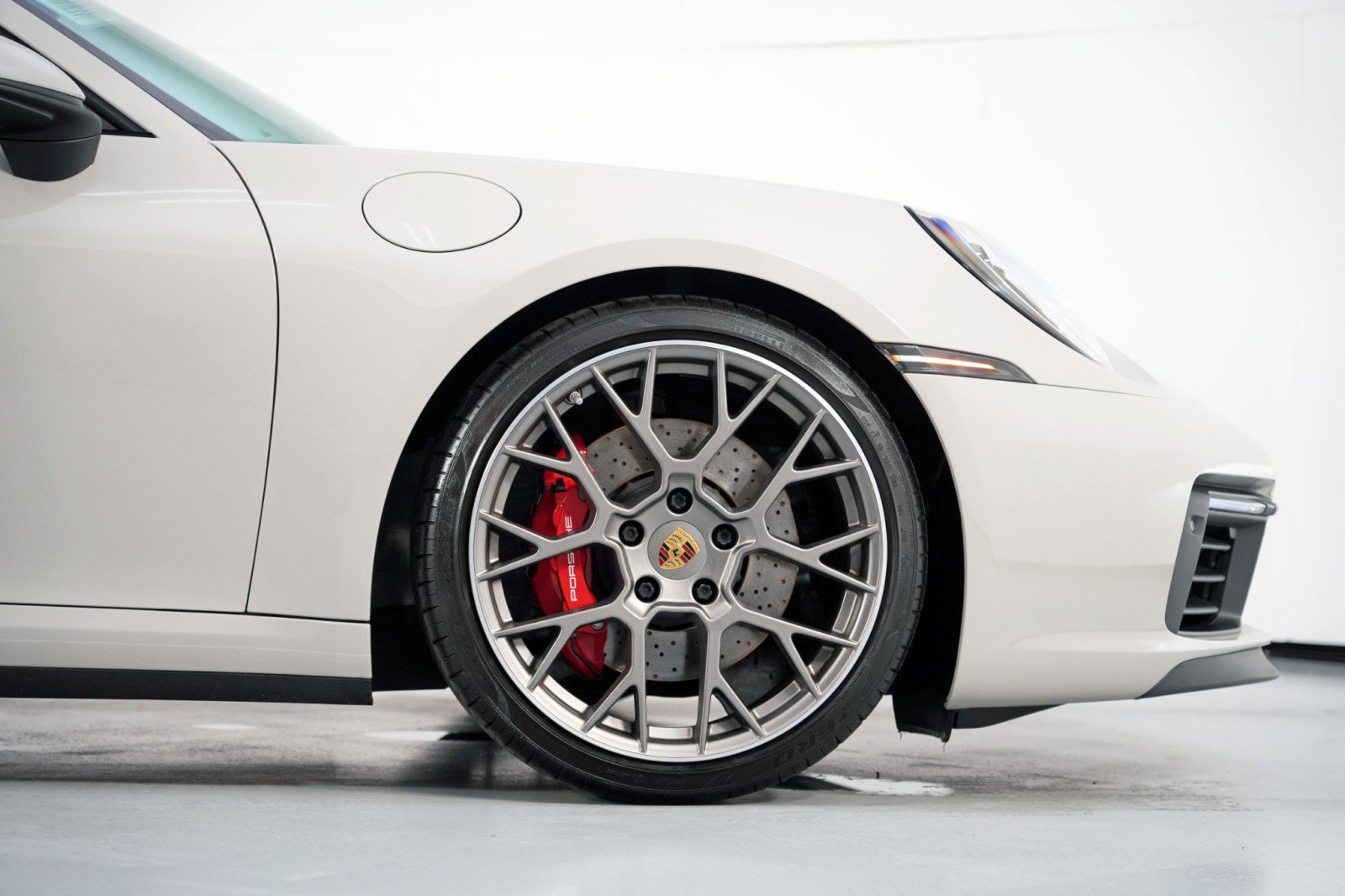 Used 2023 Porsche 911 Carrera S w/ Sport Package RWD image 52