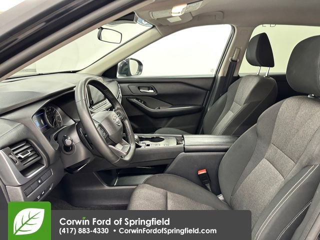 Used 2025 Nissan Rogue SV image 20