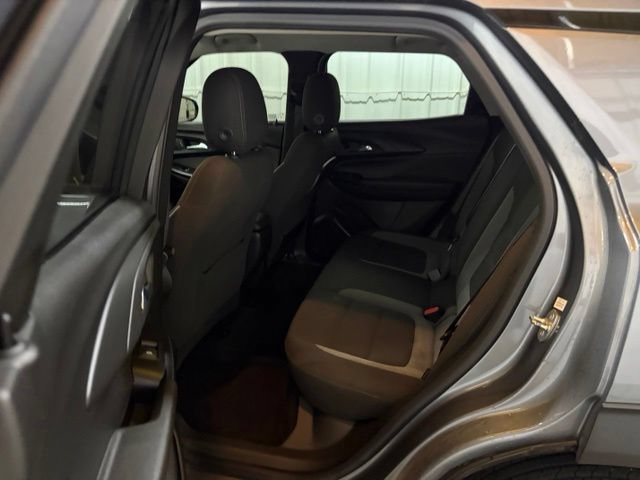 Used 2021 Chevrolet TrailBlazer LS FWD image 13