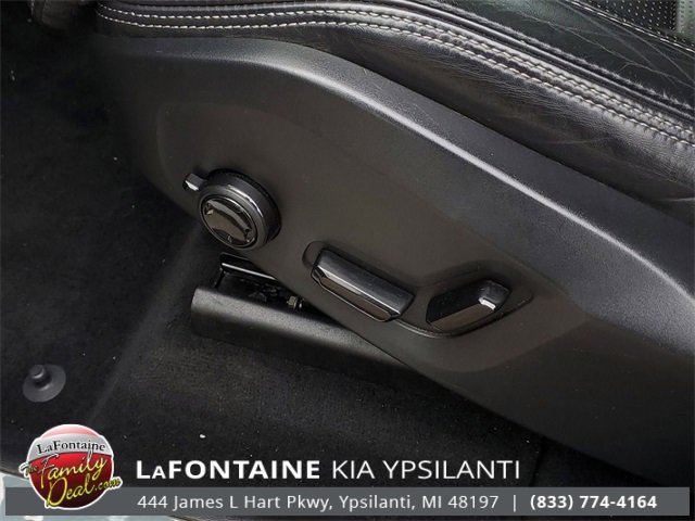 Used 2022 Volvo XC60 B6 Inscription w/ Protection Package Premier image 14