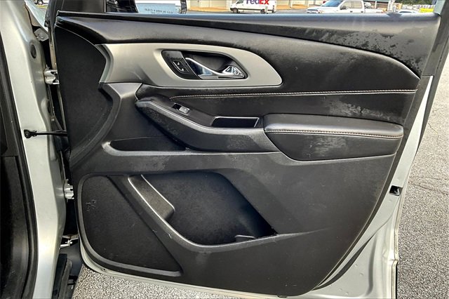 Used 2019 Chevrolet Traverse LT image 25