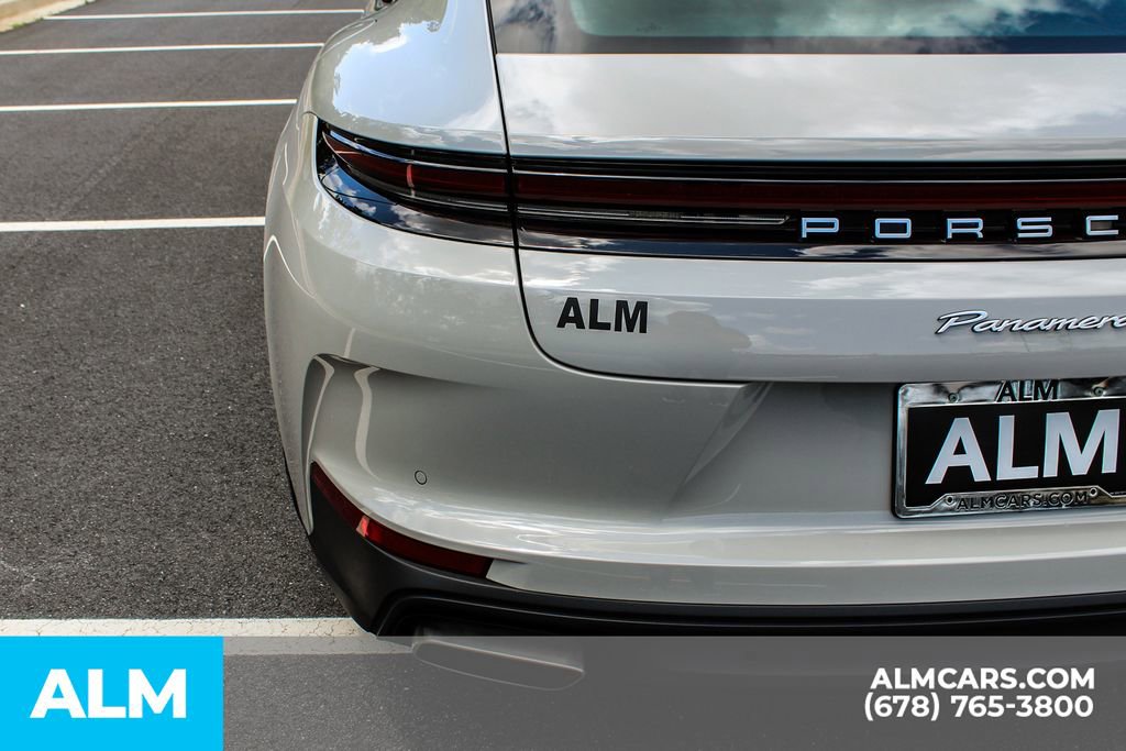 Used 2025 Porsche Panamera 4 image 13