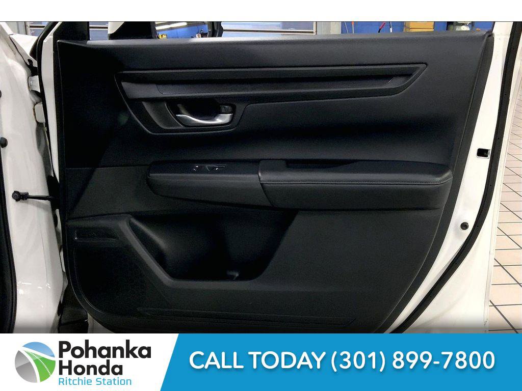 Used 2023 Honda CR-V LX image 26