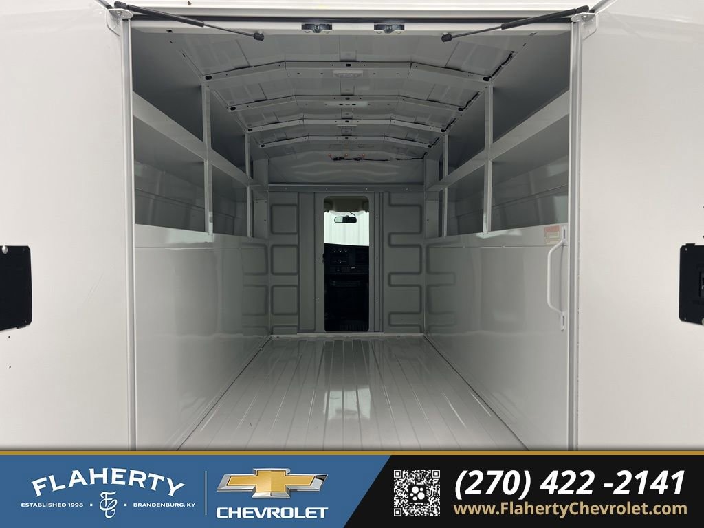 New 2025 Chevrolet Express 3500 w/ Power Convenience Package image 15