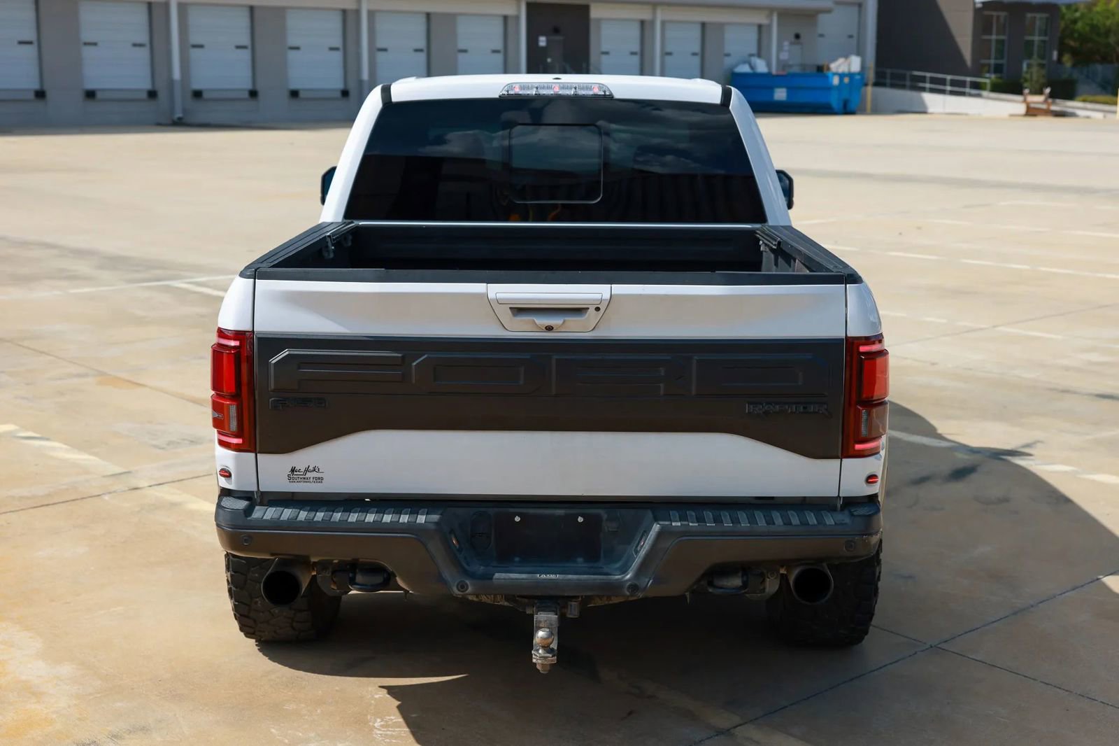 Used 2018 Ford F150 Raptor w/ Equipment Group 802A Luxury AWD/4WD image 6