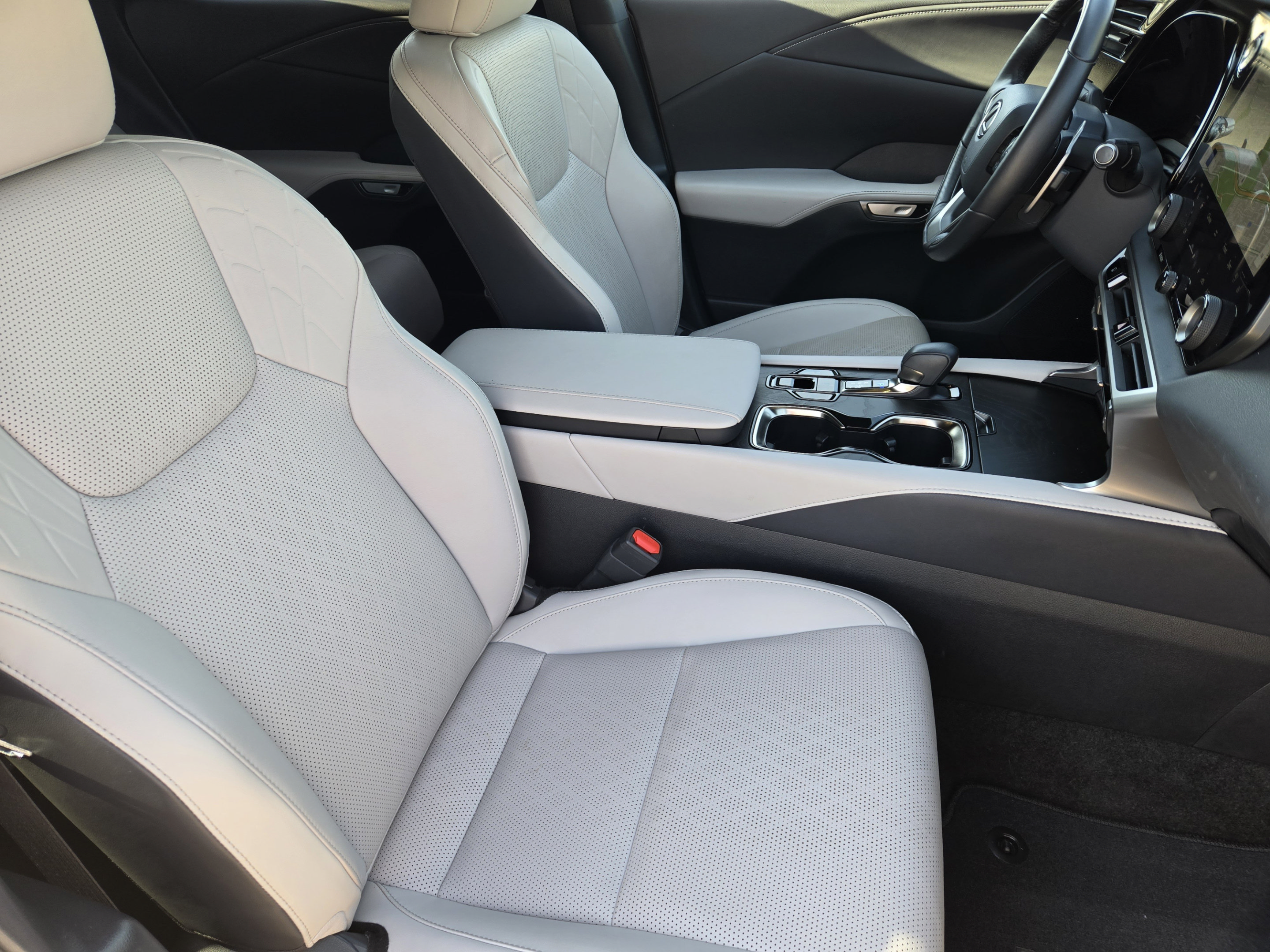 Certified 2025 Lexus RX 350 Premium Plus FWD image 10