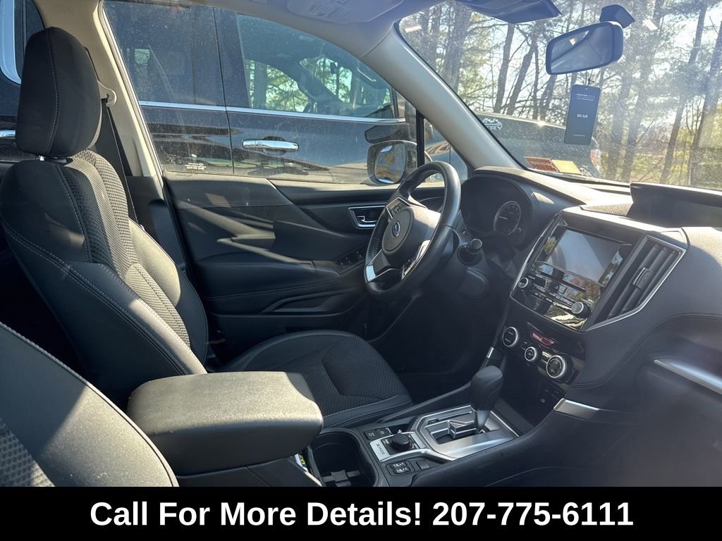 Used 2022 Subaru Forester Premium AWD/4WD image 3