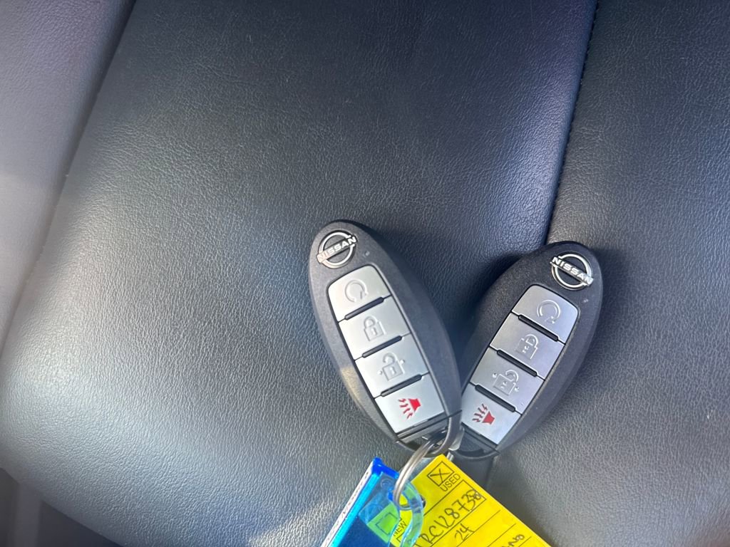 Certified 2024 Nissan Murano SV w/ SV Midnight Edition Package image 30