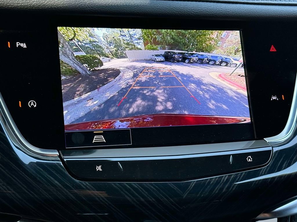Used 2024 Cadillac XT6 Premium Luxury AWD/4WD image 7
