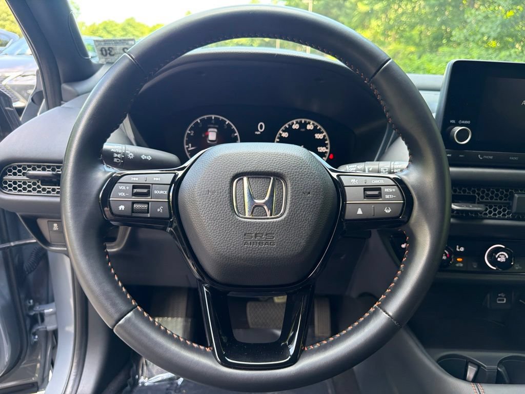 Used 2025 Honda HR-V Sport image 19