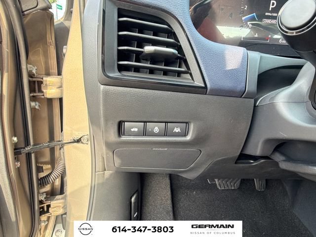 New 2026 Nissan Sentra SL w/ Floor Mat Package FWD image 19