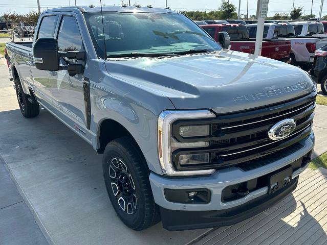 New 2026 Ford F350 Platinum w/ FX4 Off-Road Package image 3