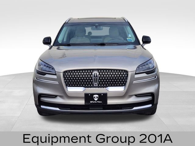 Certified 2023 Lincoln Aviator Reserve w/ Equipment Group 201A image 3