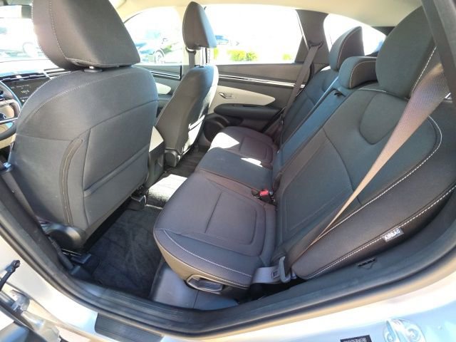 Used 2024 Hyundai Tucson SE image 22