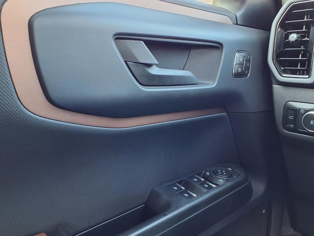 Used 2024 Ford Bronco Sport Outer Banks image 19