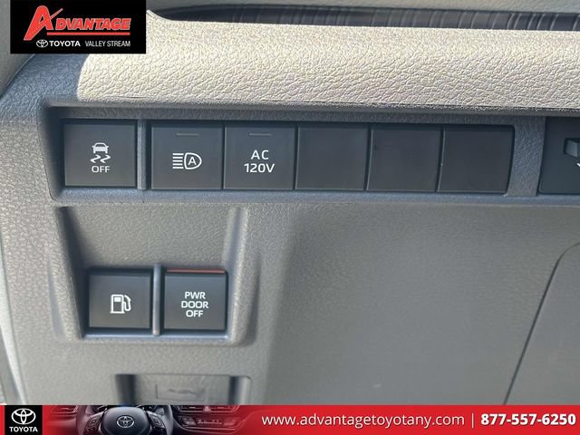 Certified 2023 Toyota Sienna Limited AWD/4WD image 27