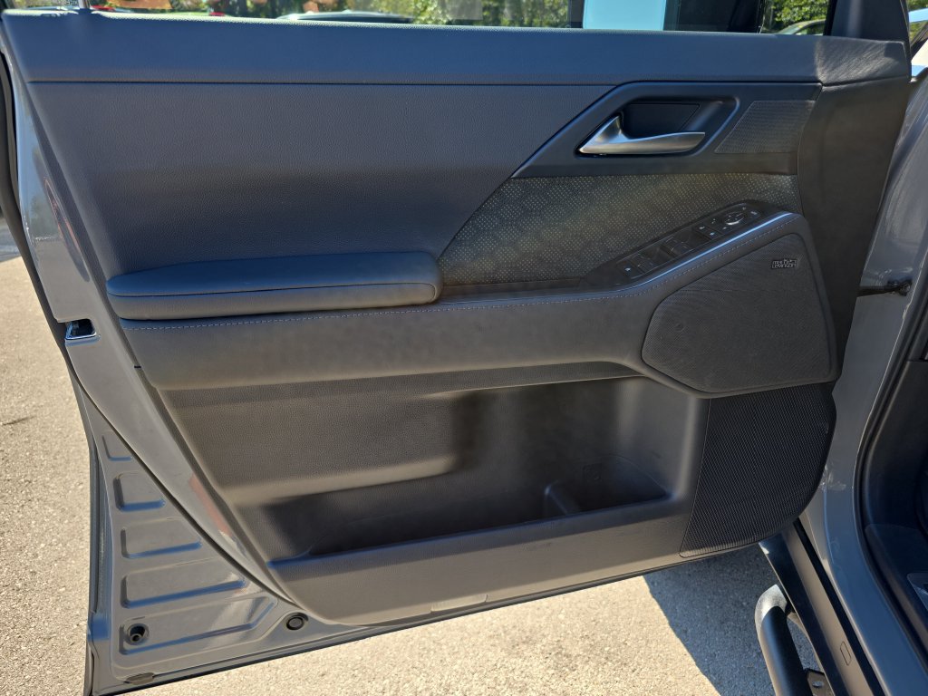 Used 2024 Lexus GX 550 AWD/4WD image 19